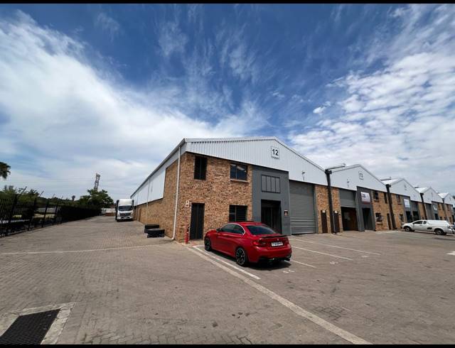 347M² WAREHOUSE TO LET IN STRIJDOMPARK